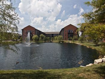 Pond at hayden lofts apartments in dublin oh